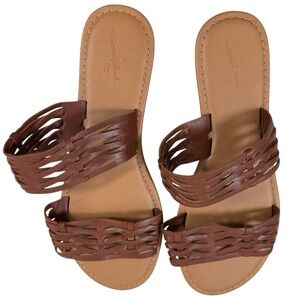 Universal Thread Size 8 Coral  Addie Two Band Faux Leather Slide Sandals‎ Brown